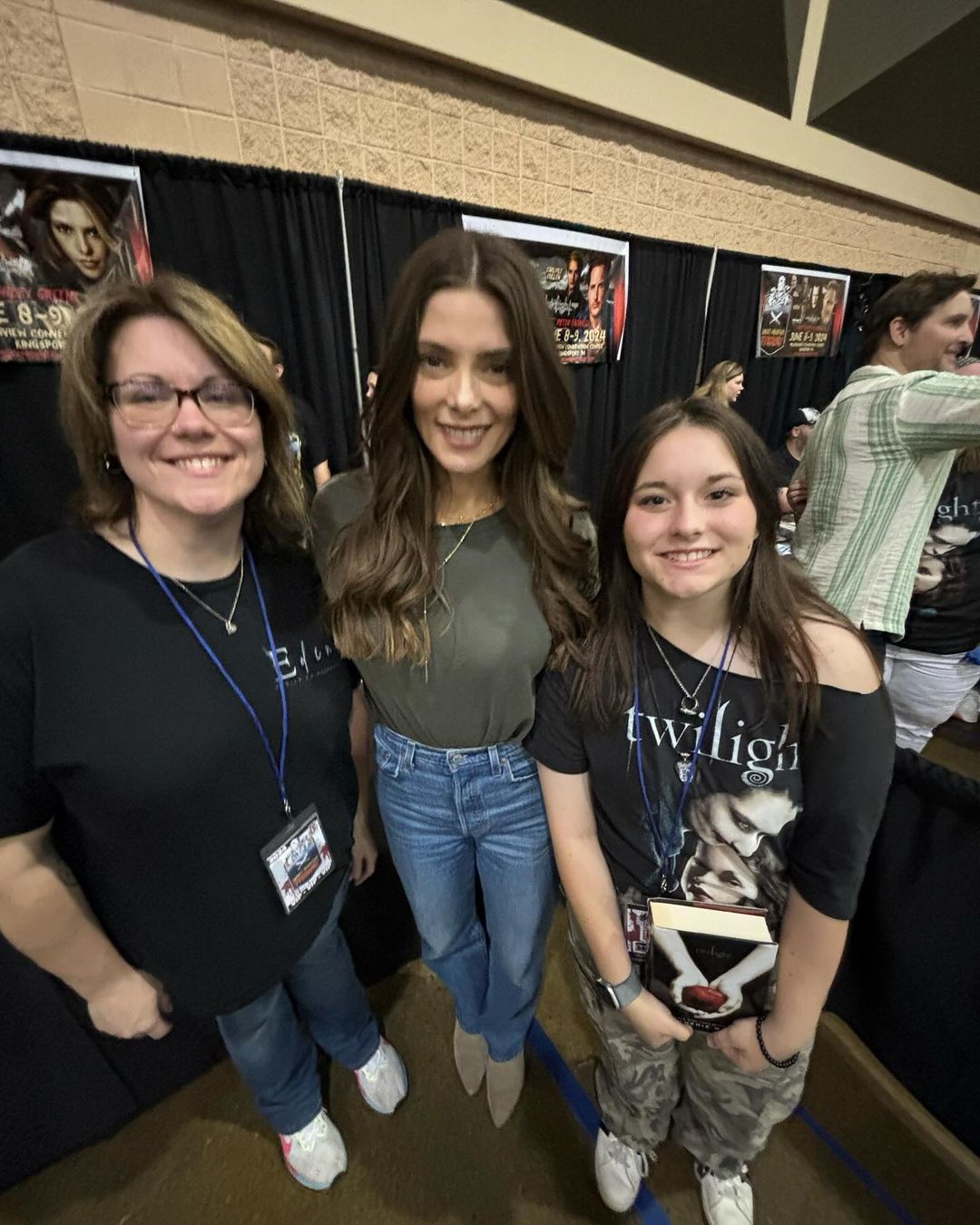 autographs009.jpg autographs009.jpg