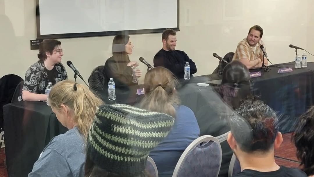 panel004.jpg panel004.jpg