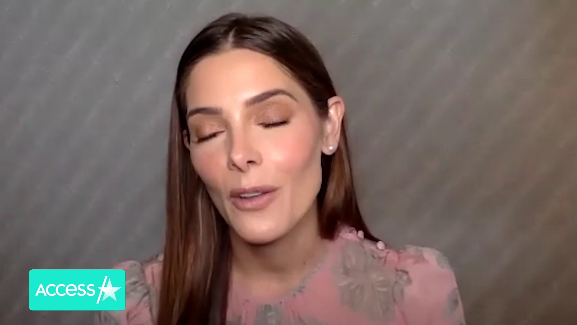 Ashley-Greene-dot-nl_AftermathPressJunket-AccesHollywood0017.jpg