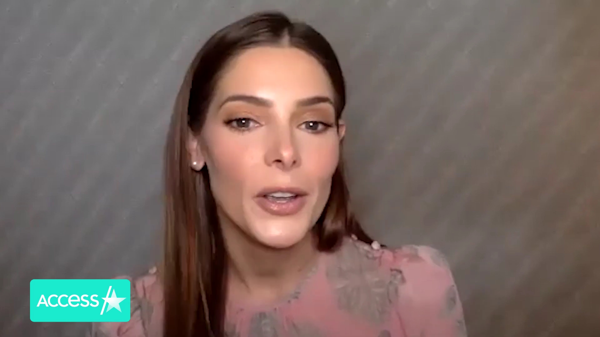 Ashley-Greene-dot-nl_AftermathPressJunket-AccesHollywood0019.jpg
