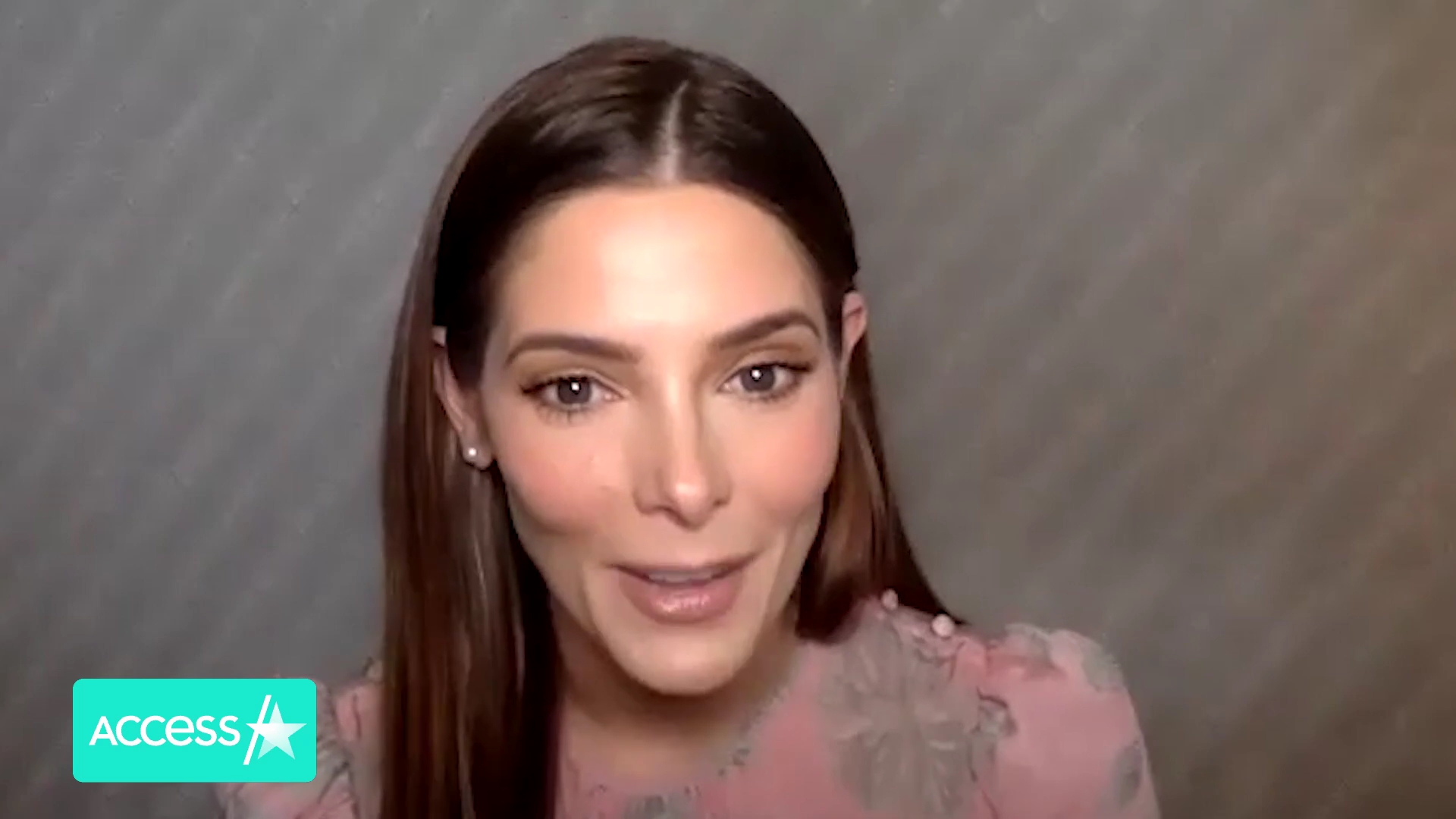 Ashley-Greene-dot-nl_AftermathPressJunket-AccesHollywood0020.jpg
