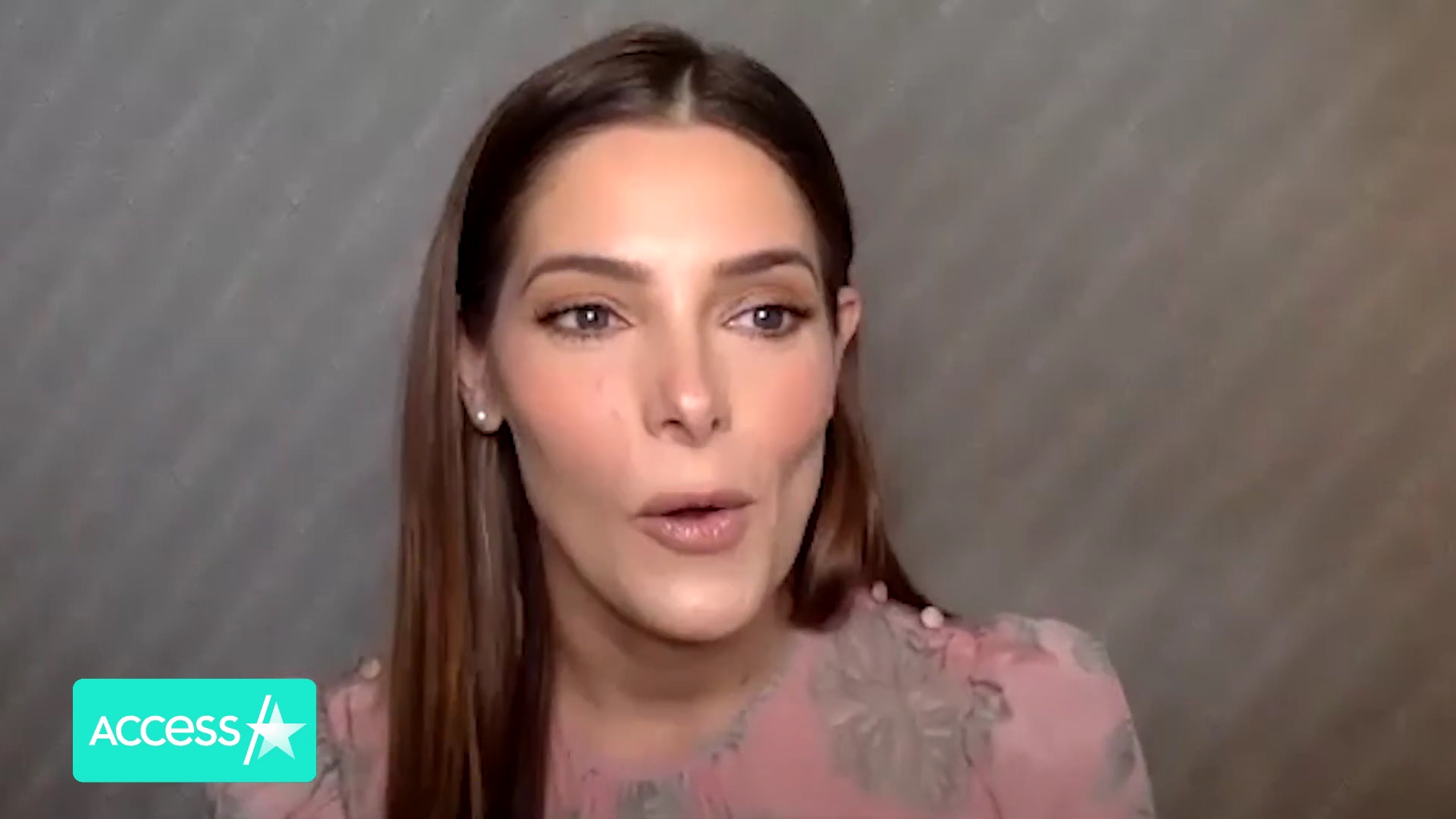 Ashley-Greene-dot-nl_AftermathPressJunket-AccesHollywood0021.jpg