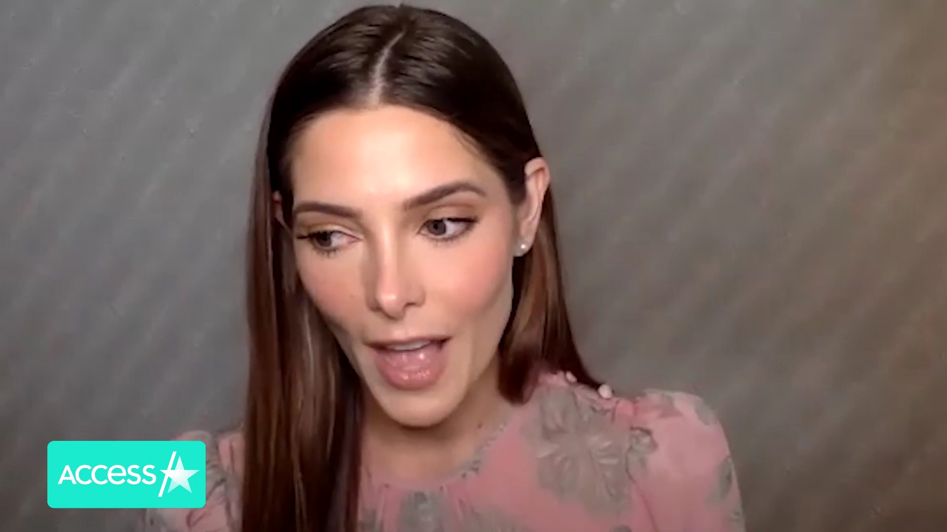 Ashley-Greene-dot-nl_AftermathPressJunket-AccesHollywood0027.jpg