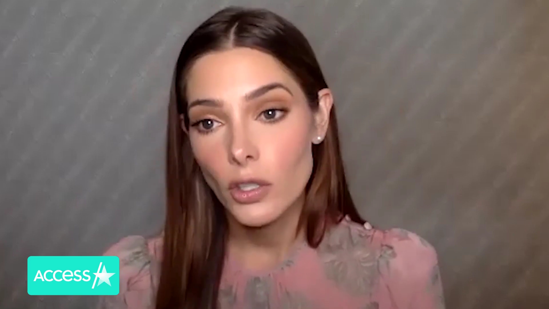 Ashley-Greene-dot-nl_AftermathPressJunket-AccesHollywood0053.jpg