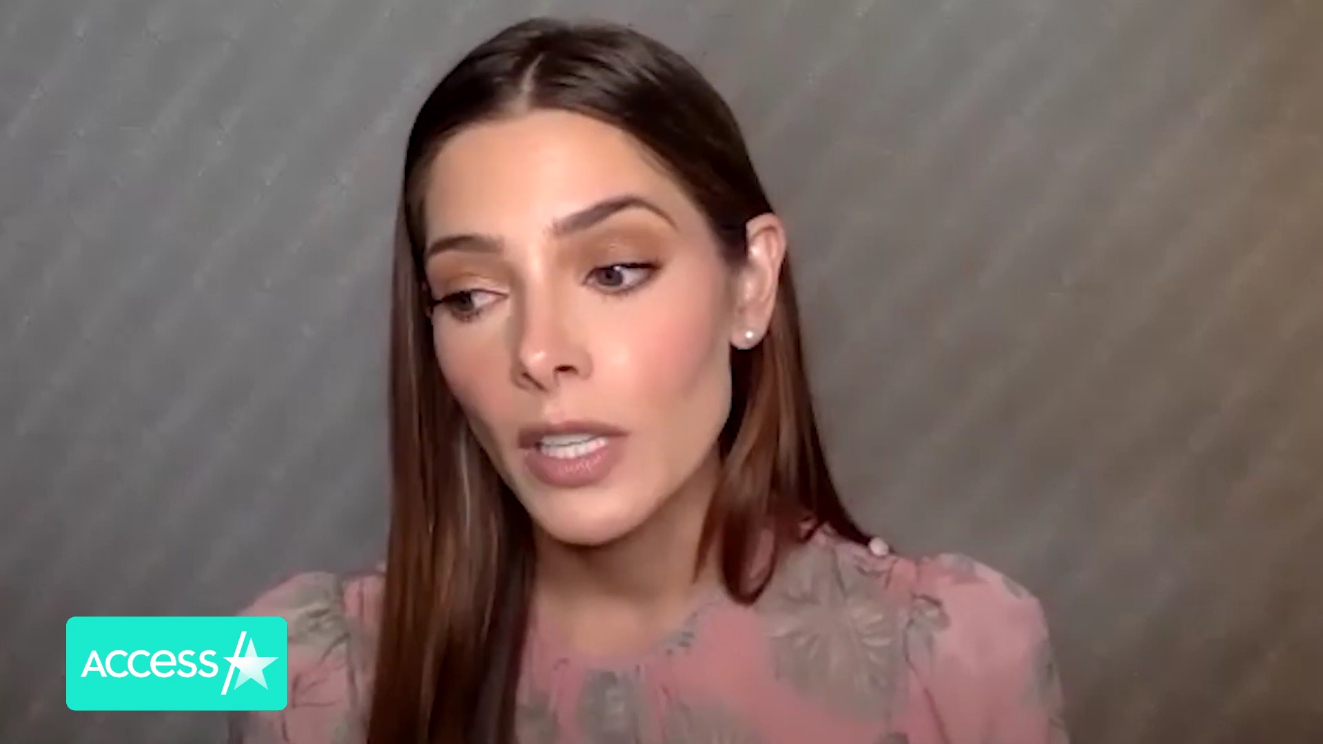 Ashley-Greene-dot-nl_AftermathPressJunket-AccesHollywood0054.jpg