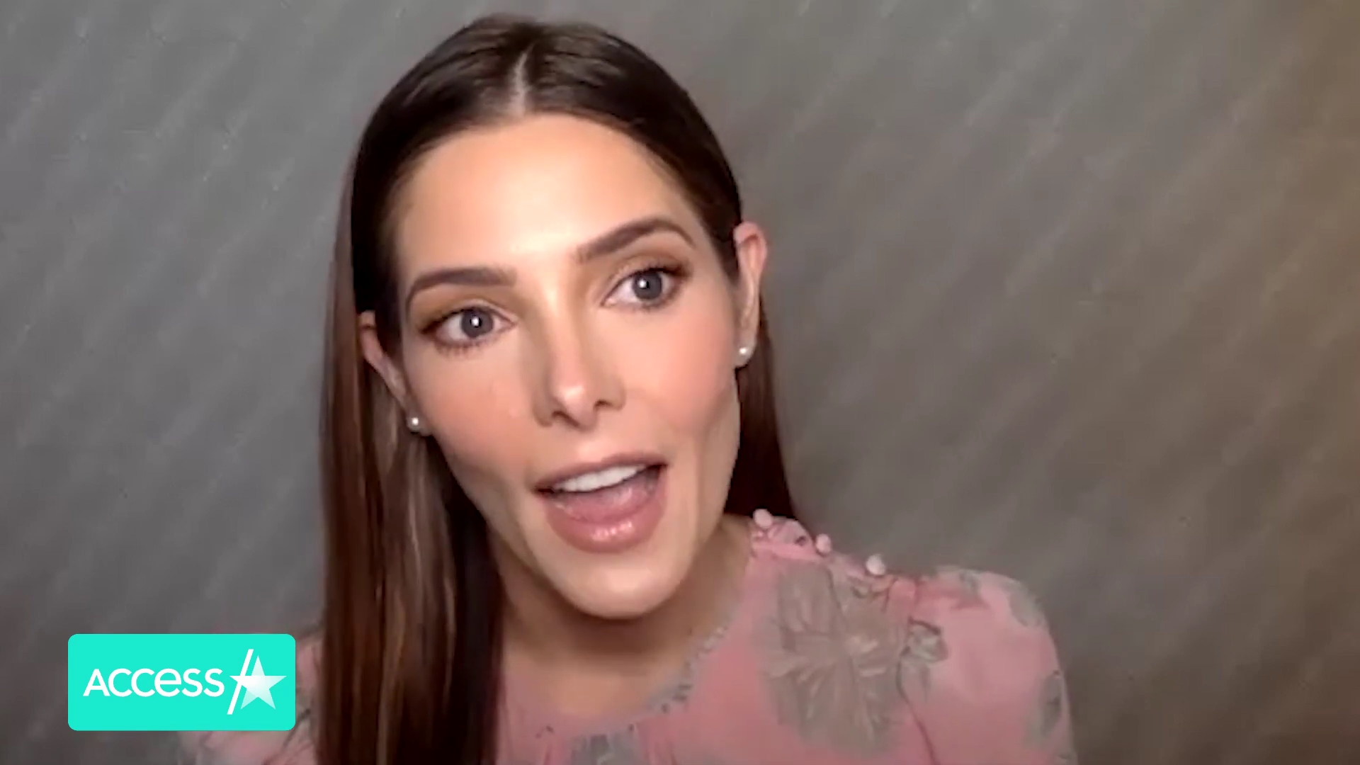Ashley-Greene-dot-nl_AftermathPressJunket-AccesHollywood0077.jpg