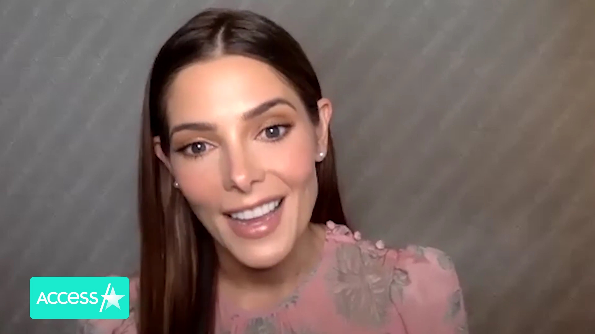 Ashley-Greene-dot-nl_AftermathPressJunket-AccesHollywood0080.jpg