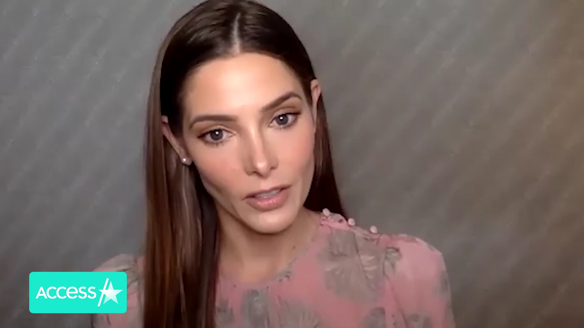 Ashley-Greene-dot-nl_AftermathPressJunket-AccesHollywood0086.jpg