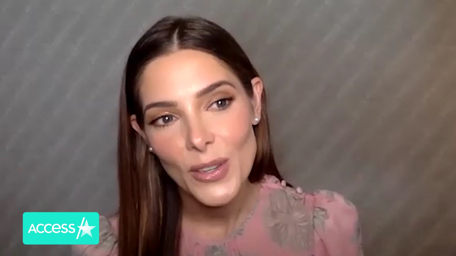 Ashley-Greene-dot-nl_AftermathPressJunket-AccesHollywood0103.jpg