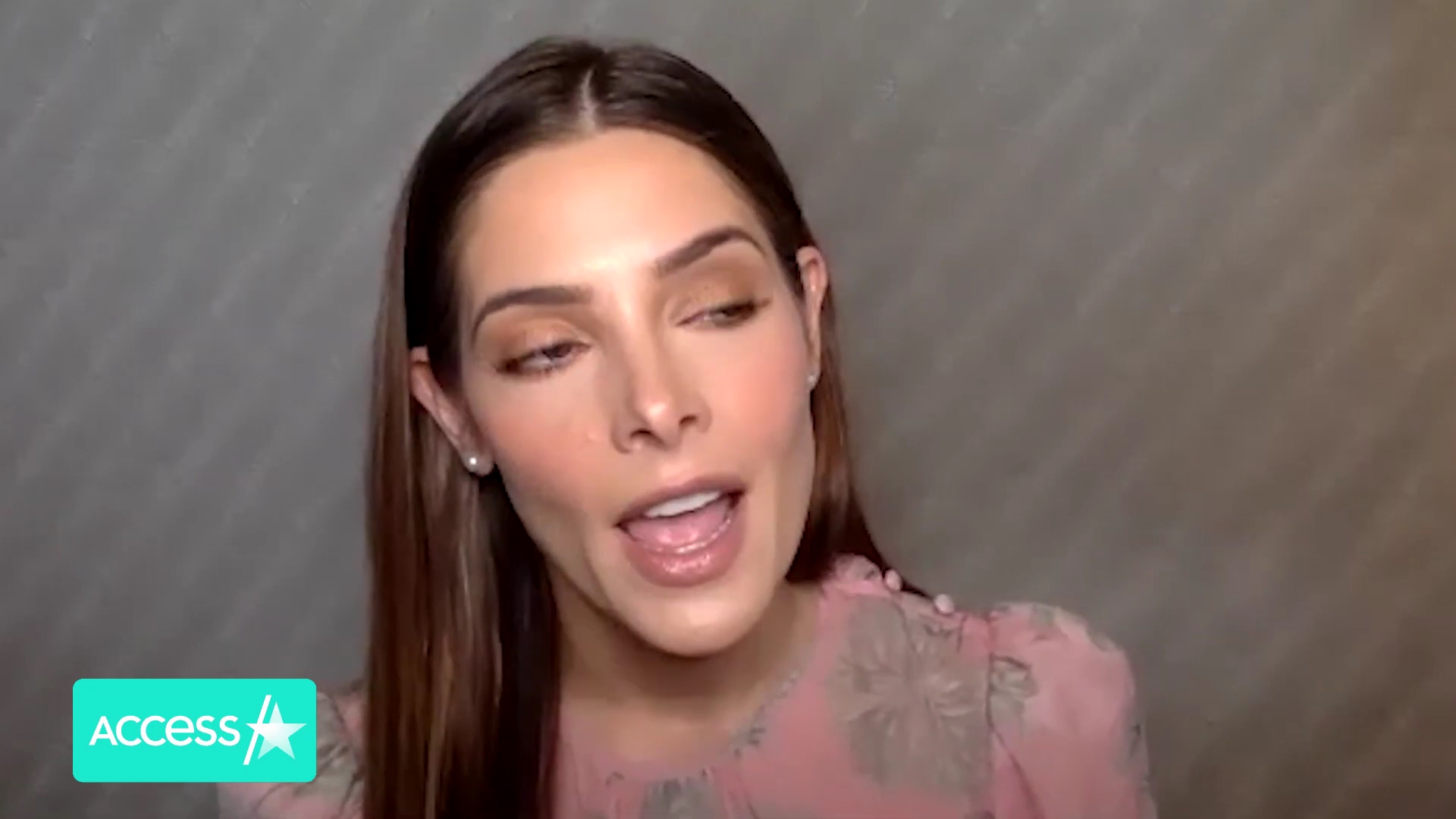 Ashley-Greene-dot-nl_AftermathPressJunket-AccesHollywood0107.jpg