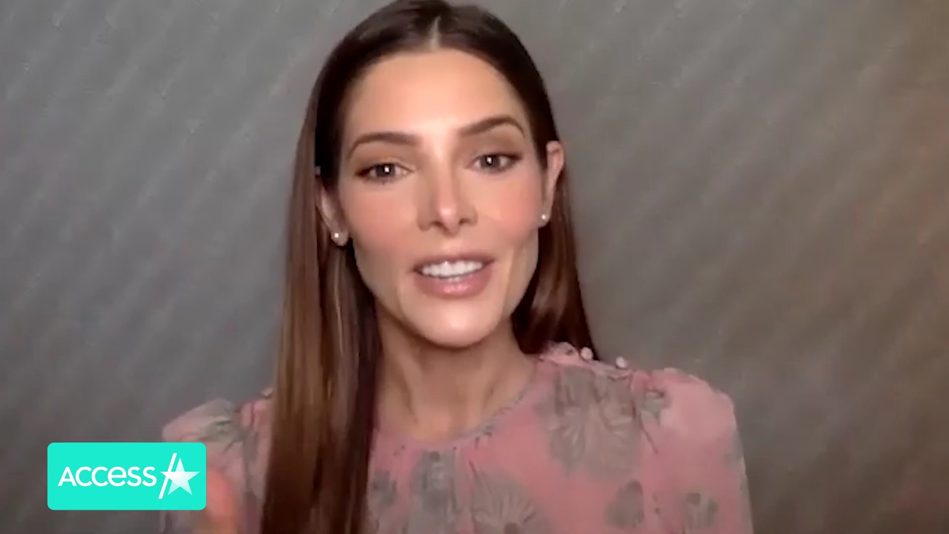 Ashley-Greene-dot-nl_AftermathPressJunket-AccesHollywood0120.jpg