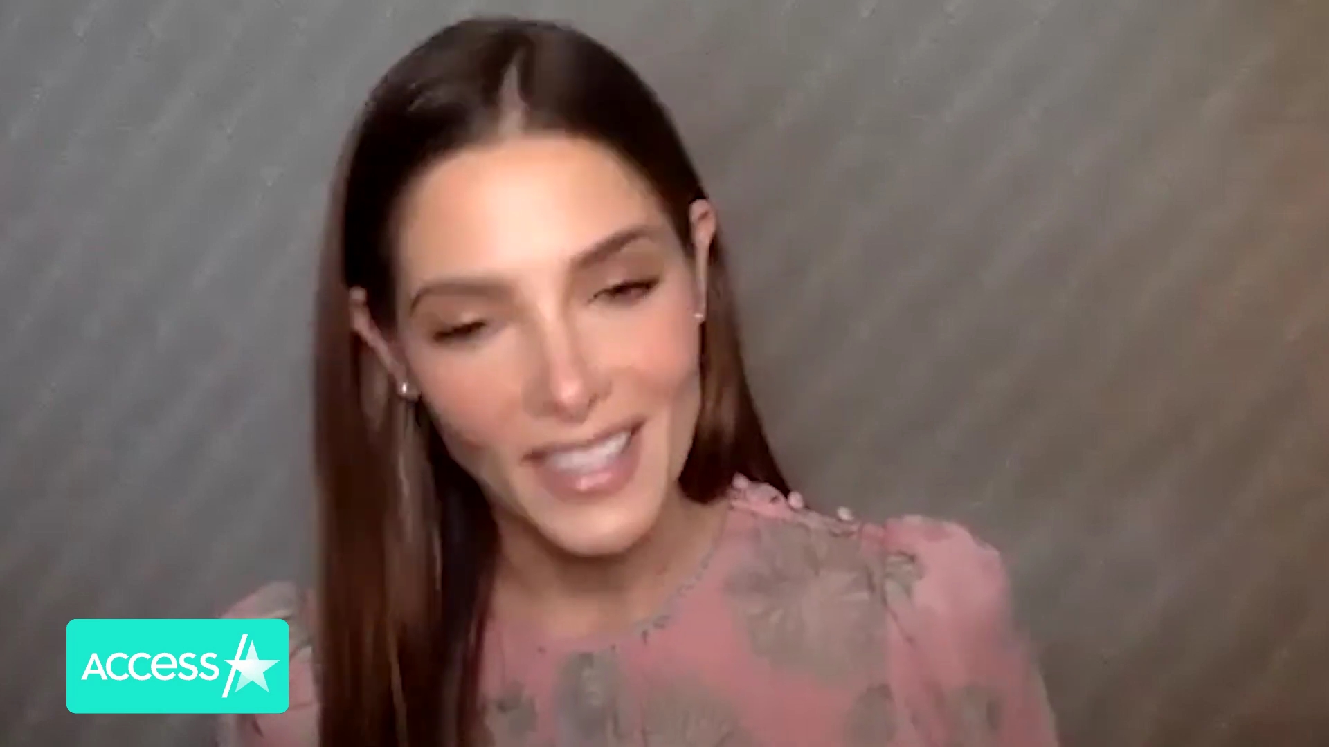 Ashley-Greene-dot-nl_AftermathPressJunket-AccesHollywood0123.jpg