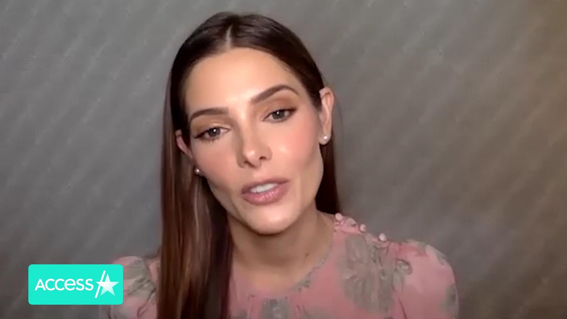 Ashley-Greene-dot-nl_AftermathPressJunket-AccesHollywood0142.jpg