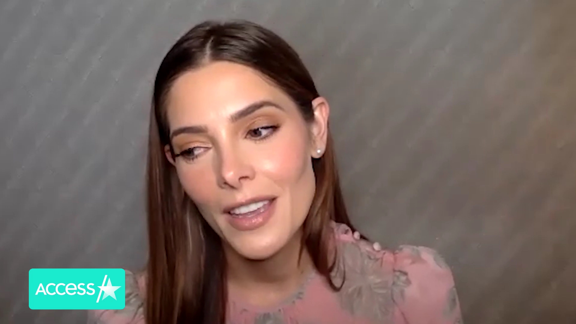 Ashley-Greene-dot-nl_AftermathPressJunket-AccesHollywood0382.jpg