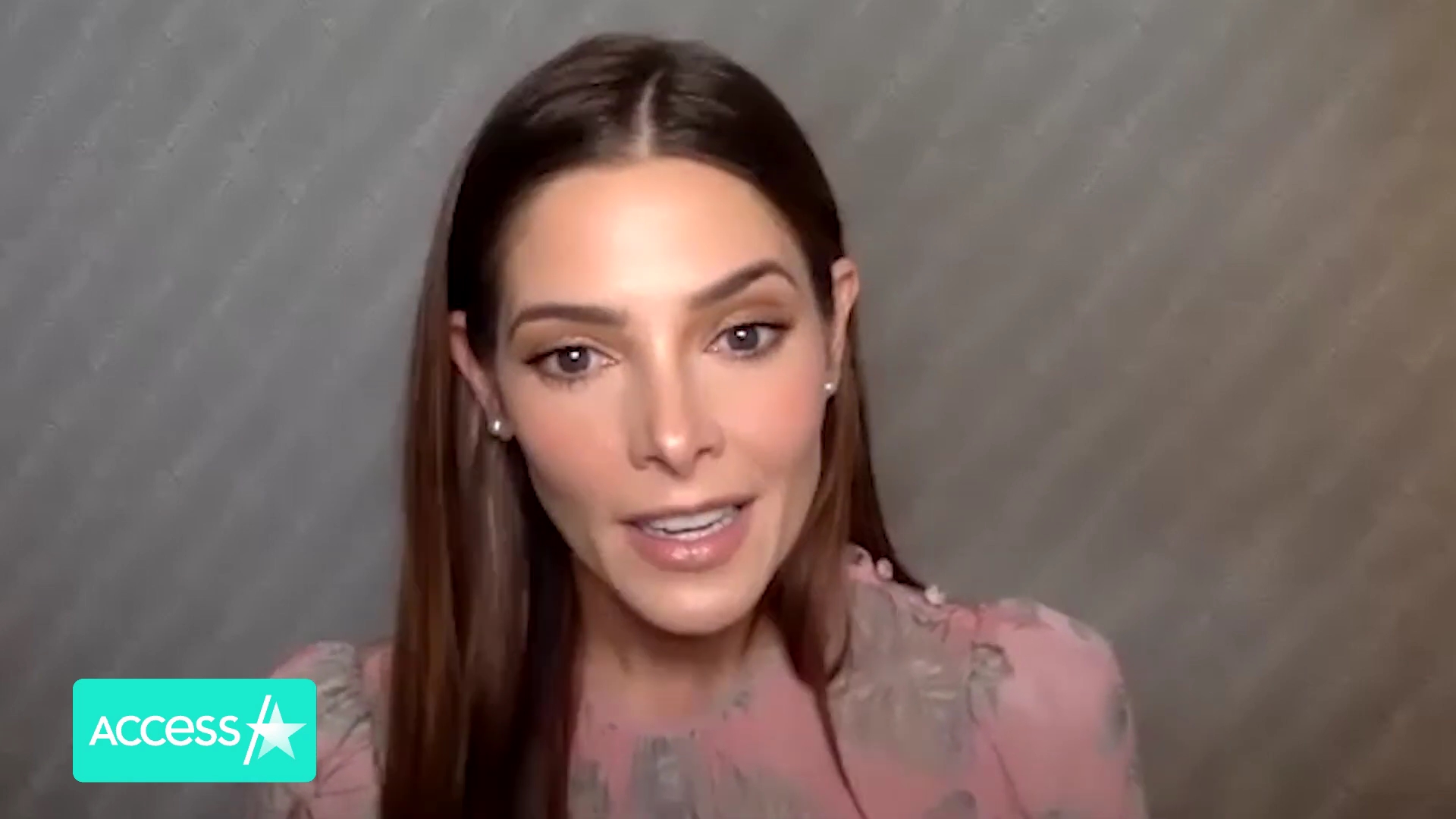 Ashley-Greene-dot-nl_AftermathPressJunket-AccesHollywood0393.jpg