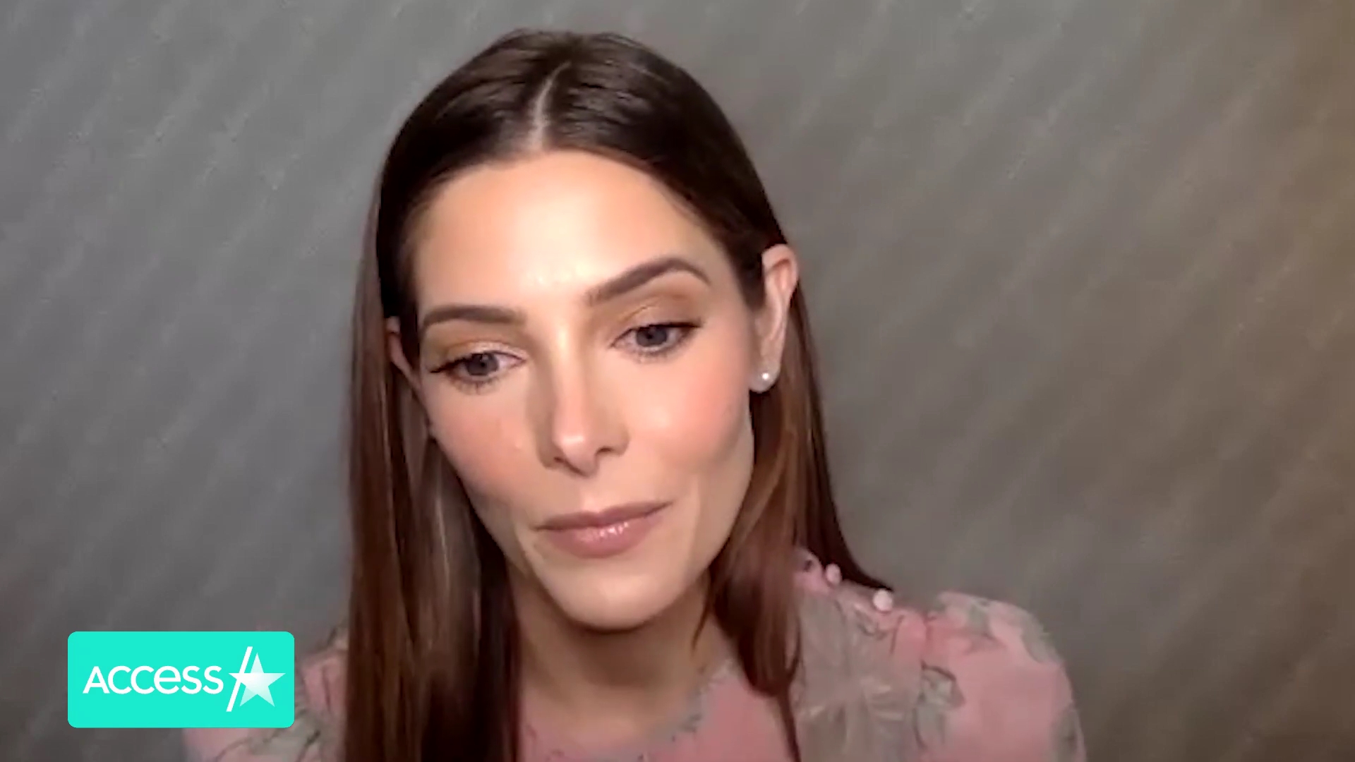 Ashley-Greene-dot-nl_AftermathPressJunket-AccesHollywood0397.jpg