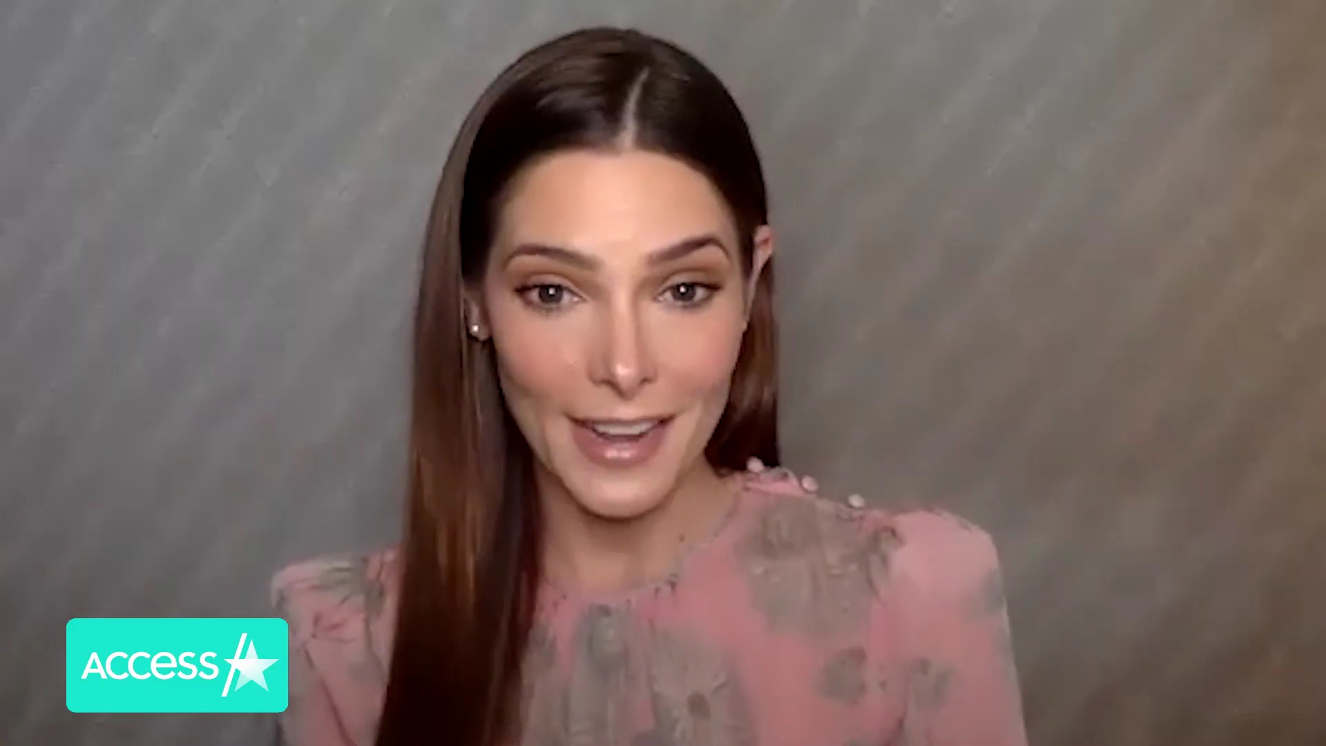 Ashley-Greene-dot-nl_AftermathPressJunket-AccesHollywood0414.jpg