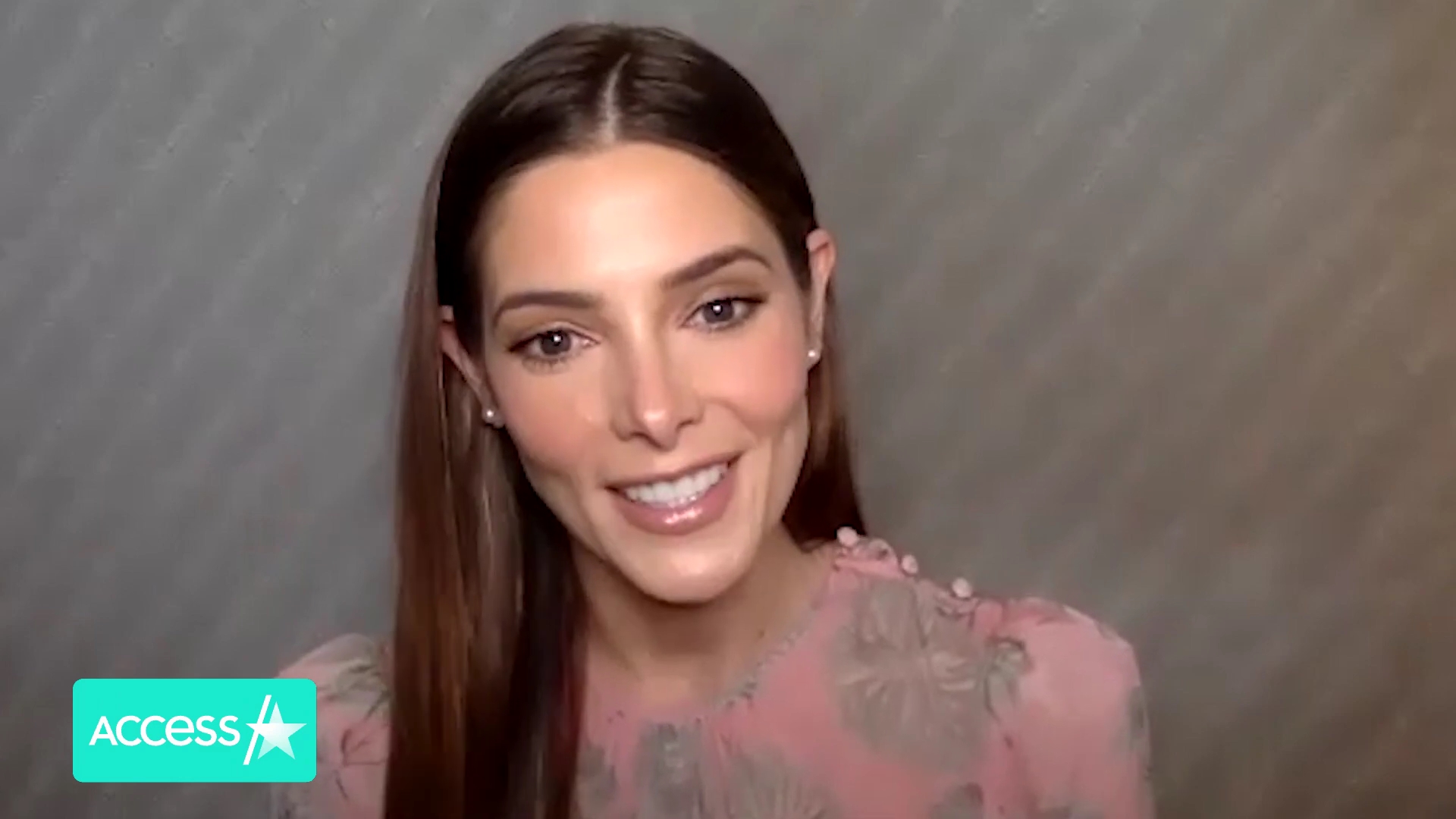 Ashley-Greene-dot-nl_AftermathPressJunket-AccesHollywood0416.jpg