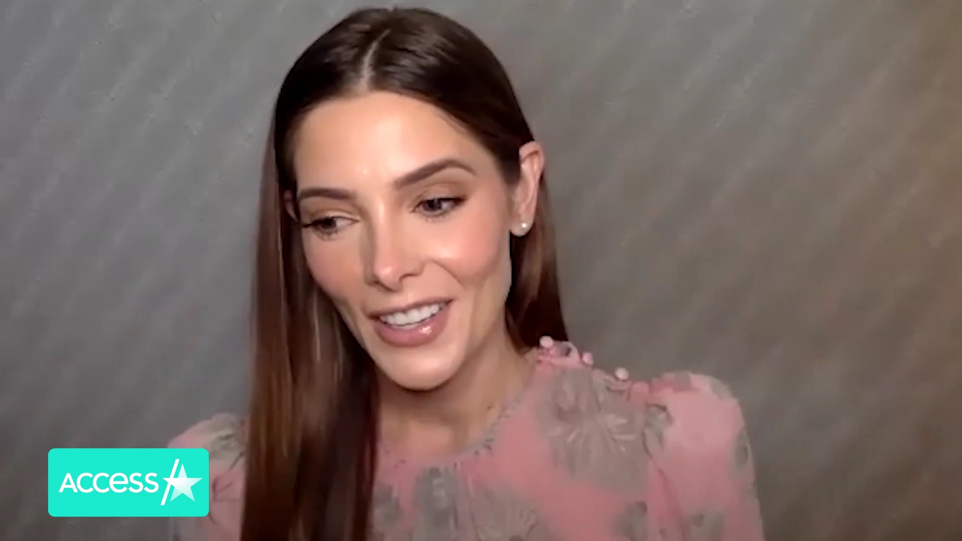 Ashley-Greene-dot-nl_AftermathPressJunket-AccesHollywood0419.jpg