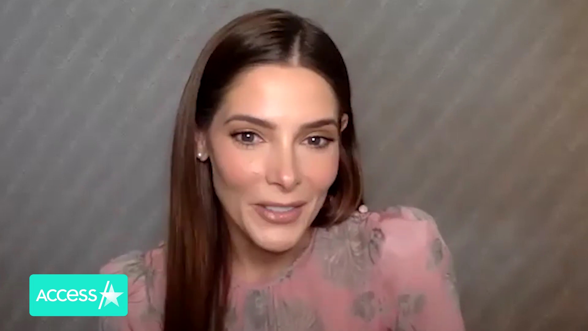 Ashley-Greene-dot-nl_AftermathPressJunket-AccesHollywood0424.jpg