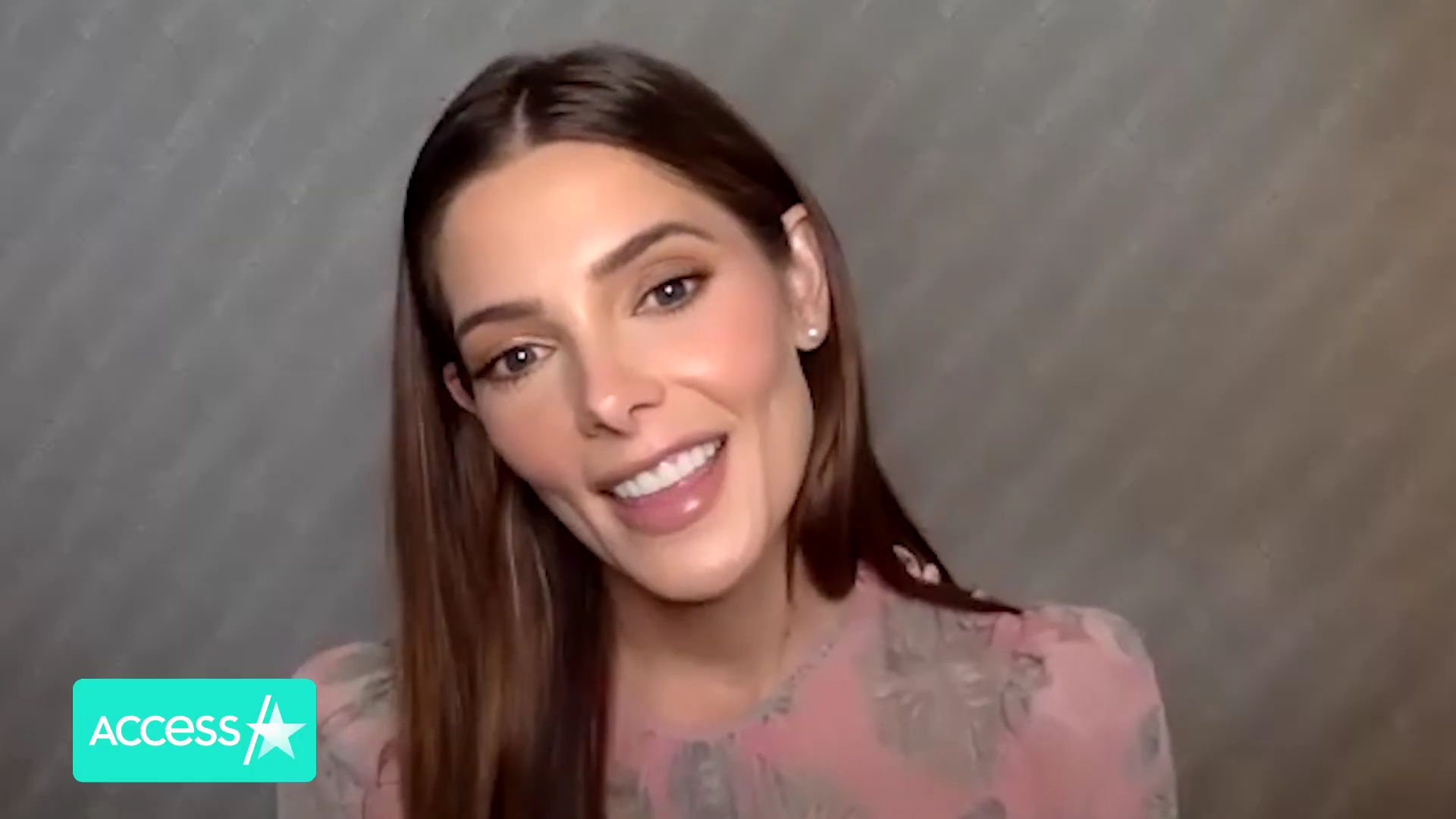 Ashley-Greene-dot-nl_AftermathPressJunket-AccesHollywood0466.jpg