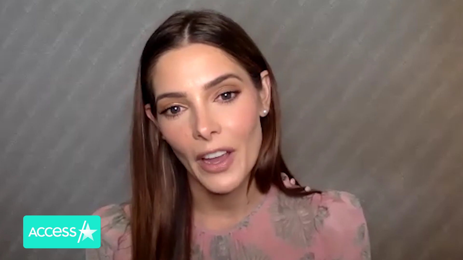 Ashley-Greene-dot-nl_AftermathPressJunket-AccesHollywood0470.jpg