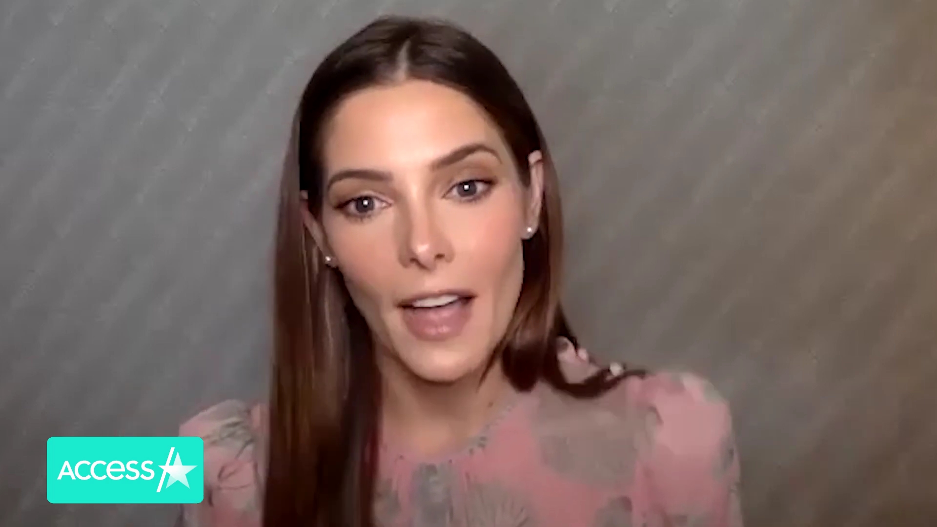 Ashley-Greene-dot-nl_AftermathPressJunket-AccesHollywood0474.jpg