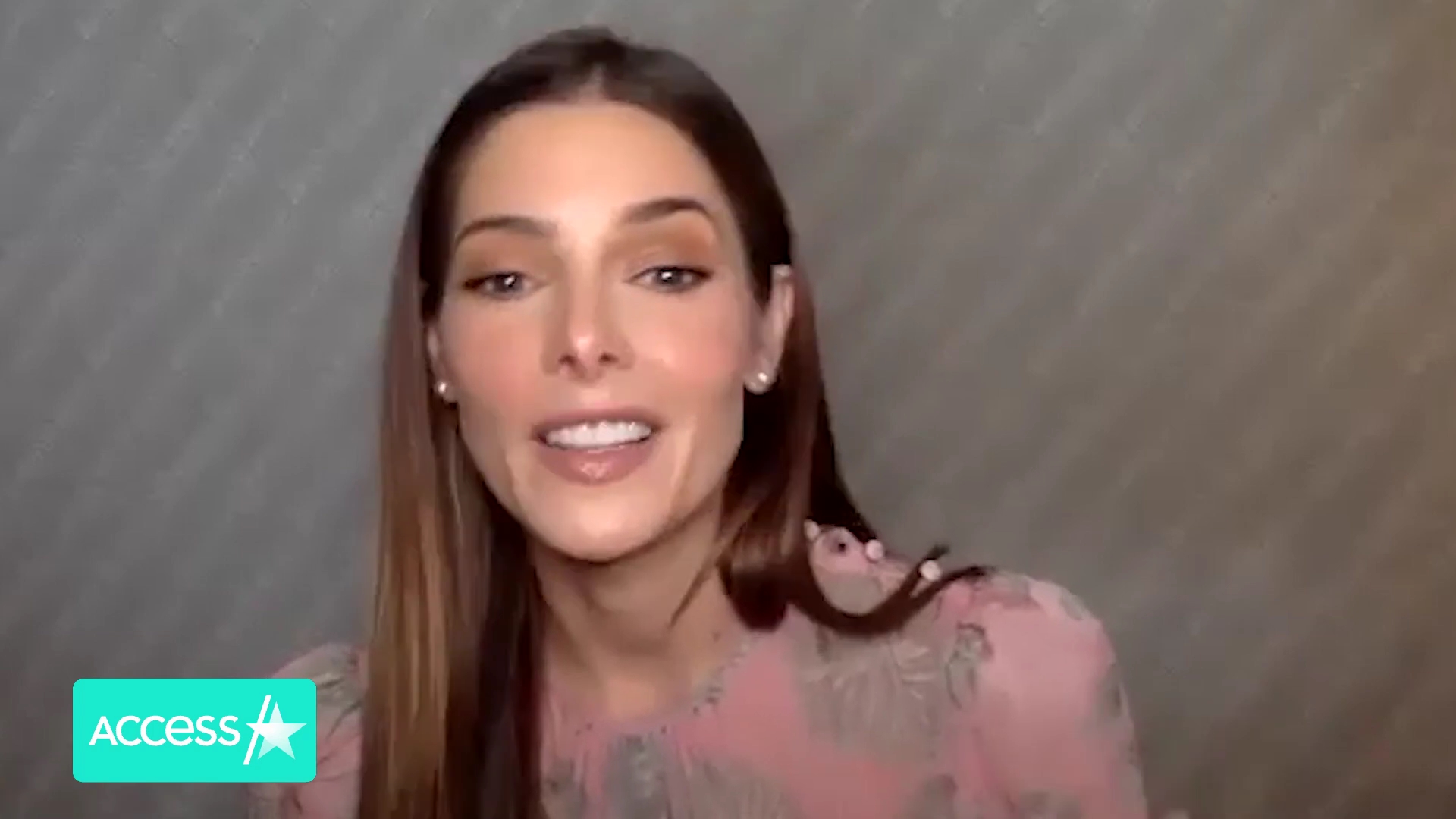 Ashley-Greene-dot-nl_AftermathPressJunket-AccesHollywood0484.jpg