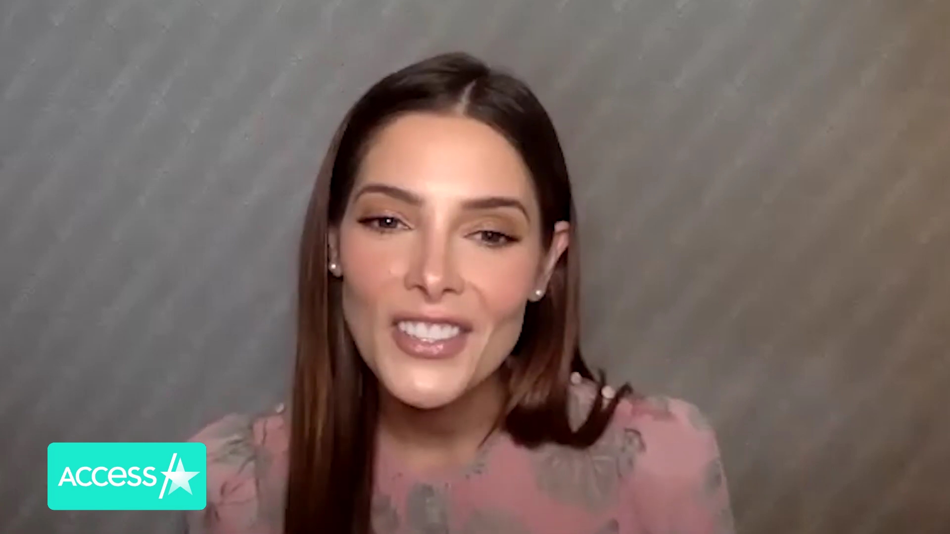 Ashley-Greene-dot-nl_AftermathPressJunket-AccesHollywood0490.jpg