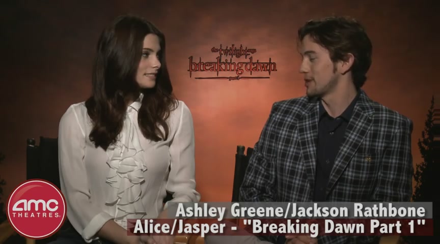 Ashley-Greene-dot-nl_BreakingDawnInterview-AMCTheatres0027.jpg