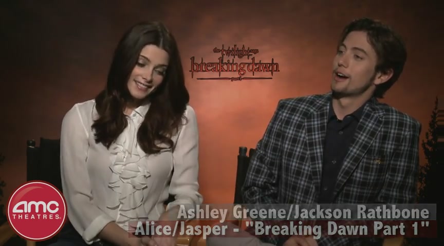 Ashley-Greene-dot-nl_BreakingDawnInterview-AMCTheatres0030.jpg