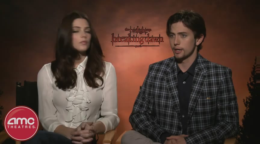 Ashley-Greene-dot-nl_BreakingDawnInterview-AMCTheatres0172.jpg Ashley-Greene-dot-nl_BreakingDawnInterview-AMCTheatres0172.jpg