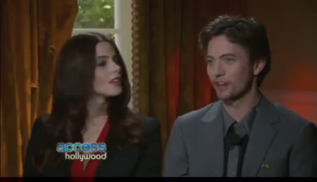 Ashley-Greene-dot-nl_BreakingDawnInterview-AccesHollywood0014.jpg