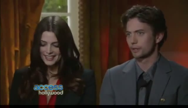 Ashley-Greene-dot-nl_BreakingDawnInterview-AccesHollywood0101.jpg