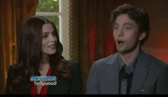 Ashley-Greene-dot-nl_BreakingDawnInterview-AccesHollywood0104.jpg