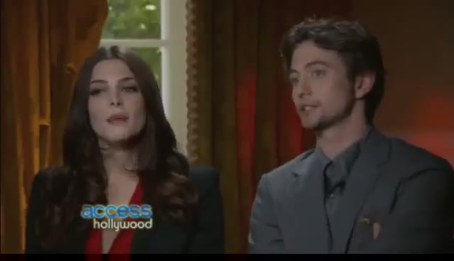 Ashley-Greene-dot-nl_BreakingDawnInterview-AccesHollywood0133.jpg