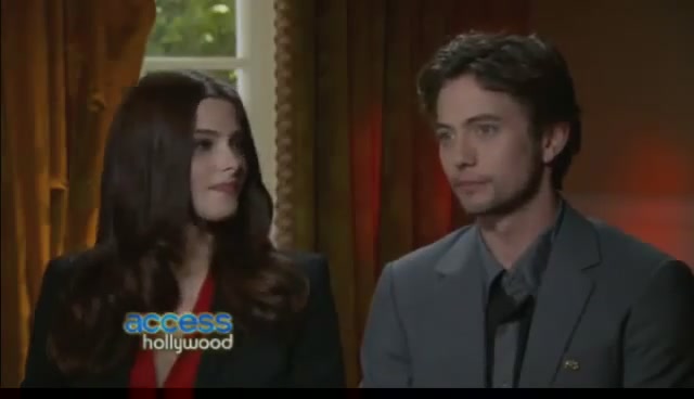 Ashley-Greene-dot-nl_BreakingDawnInterview-AccesHollywood0148.jpg