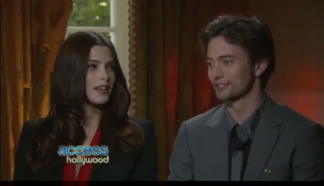 Ashley-Greene-dot-nl_BreakingDawnInterview-AccesHollywood0163.jpg