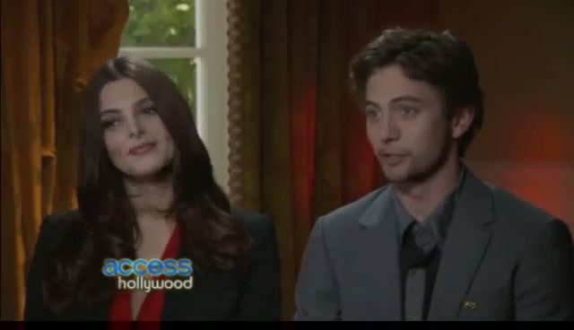 Ashley-Greene-dot-nl_BreakingDawnInterview-AccesHollywood0166.jpg