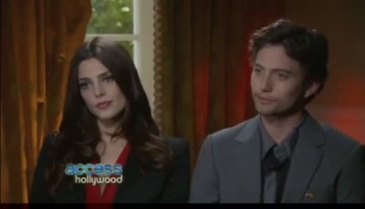 Ashley-Greene-dot-nl_BreakingDawnInterview-AccesHollywood0032.jpg