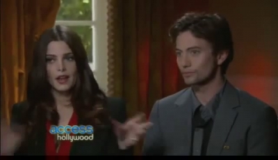 Ashley-Greene-dot-nl_BreakingDawnInterview-AccesHollywood0228.jpg