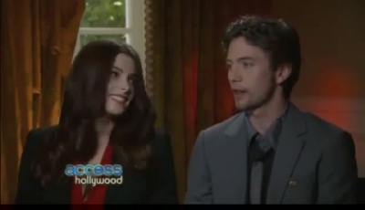 Ashley-Greene-dot-nl_BreakingDawnInterview-AccesHollywood0251.jpg