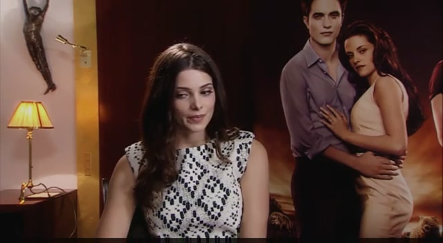 Ashley-Greene-dot-nl_BreakingDawnInterview-Allocine0232.jpg Ashley-Greene-dot-nl_BreakingDawnInterview-Allocine0232.jpg
