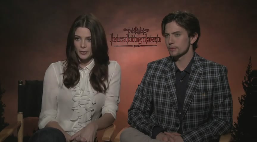 Ashley-Greene-dot-nl_BreakingDawnInterview-BDKreviewscom0005.jpg