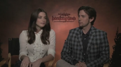 Ashley-Greene-dot-nl_BreakingDawnInterview-BDKreviewscom0029.jpg