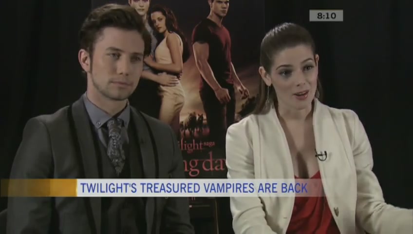Ashley-Greene-dot-nl_BreakingDawnInterview-CTVca0054.jpg