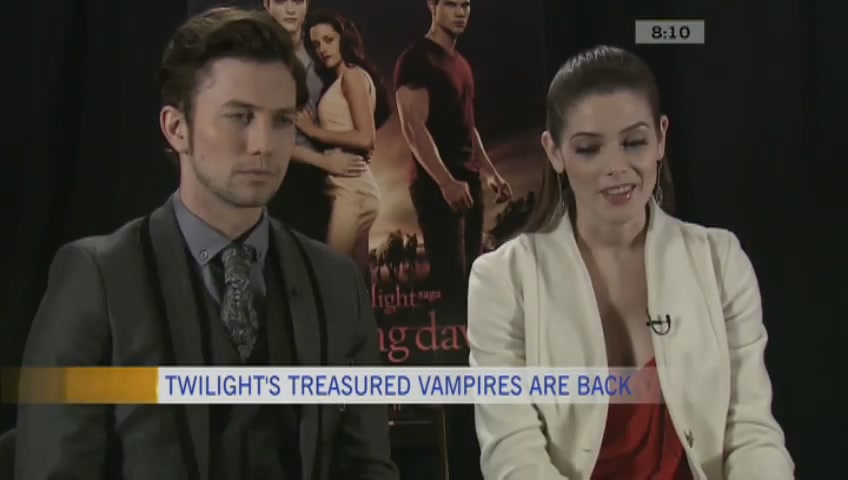 Ashley-Greene-dot-nl_BreakingDawnInterview-CTVca0057.jpg