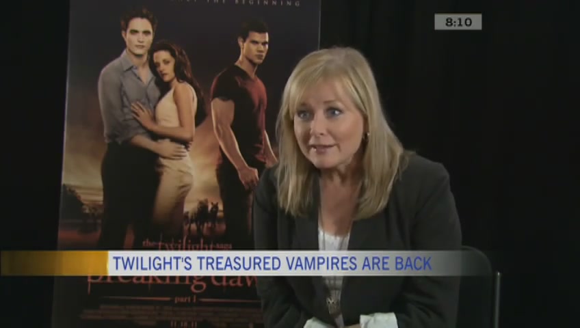 Ashley-Greene-dot-nl_BreakingDawnInterview-CTVca0069.jpg