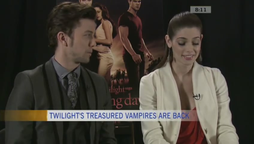 Ashley-Greene-dot-nl_BreakingDawnInterview-CTVca0111.jpg