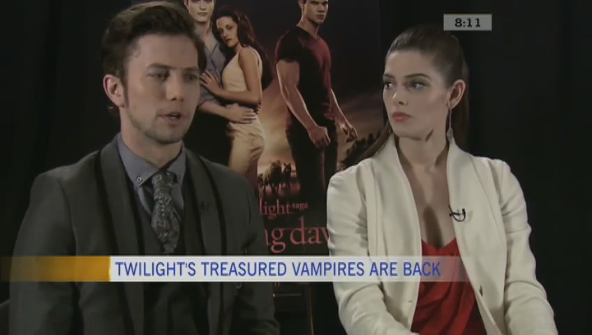 Ashley-Greene-dot-nl_BreakingDawnInterview-CTVca0124.jpg